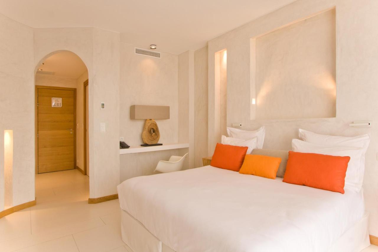Hotel Cala Di Greco Bonifacio  Buitenkant foto