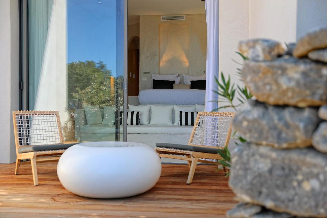 Hotel Cala Di Greco Bonifacio  Buitenkant foto