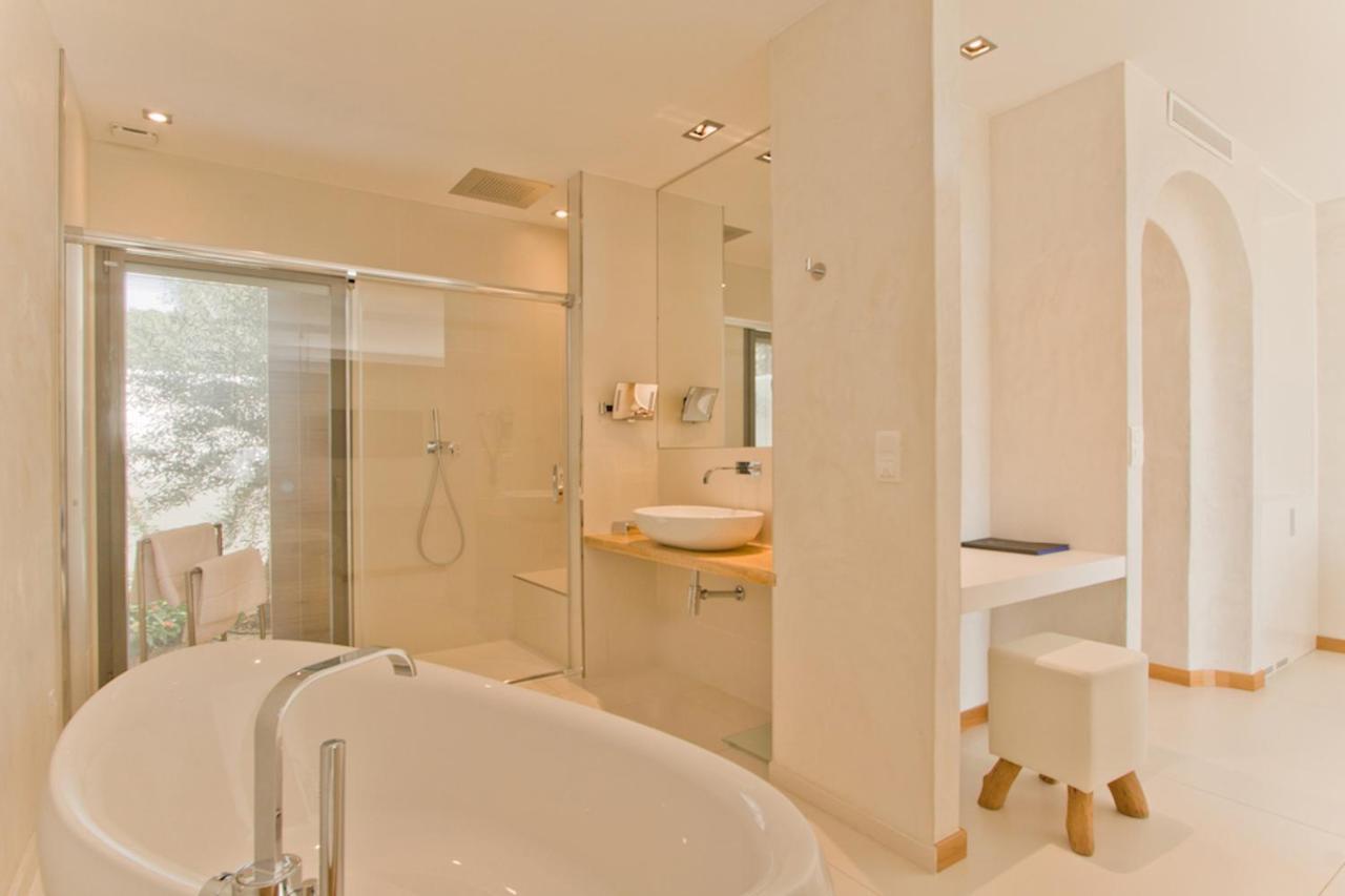 Hotel Cala Di Greco Bonifacio  Buitenkant foto