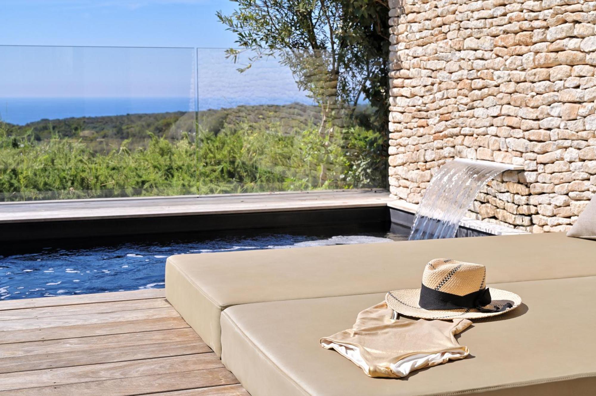 Hotel Cala Di Greco Bonifacio  Buitenkant foto
