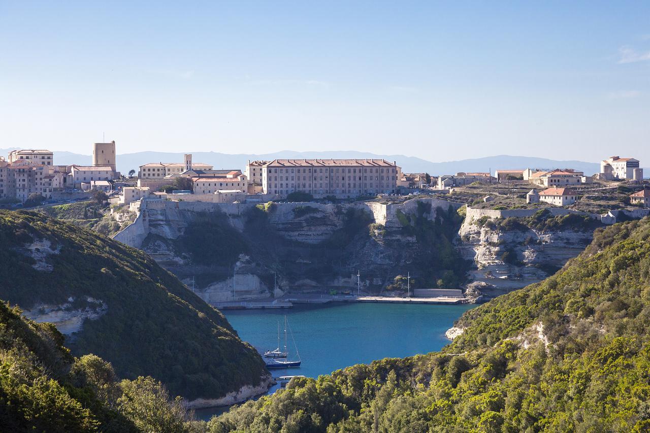 Hotel Cala Di Greco Bonifacio  Buitenkant foto